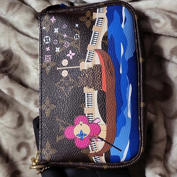 7️⃣5️⃣0️⃣ Mini Pochette Louis vuitton - Picture 5 of 7